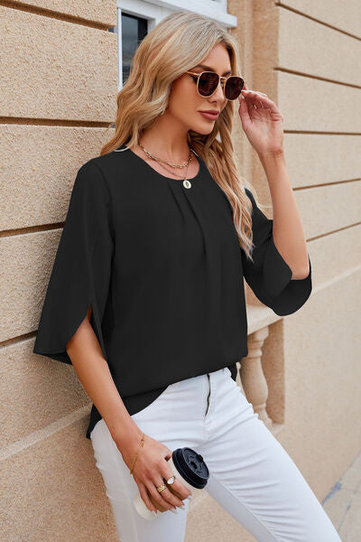 Round Neck Slit Half Sleeve Top